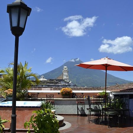 D'Leyenda Hotel Antigua Exterior foto